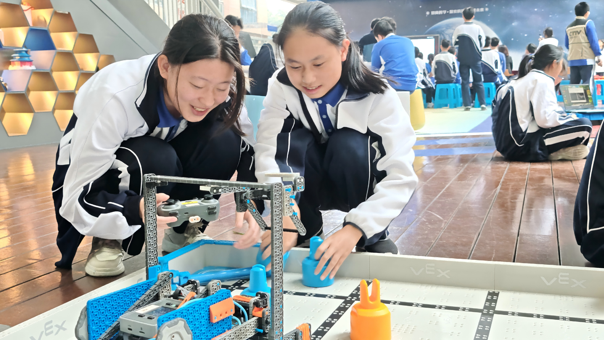 深圳市南山实验教育集团华侨城高级中学